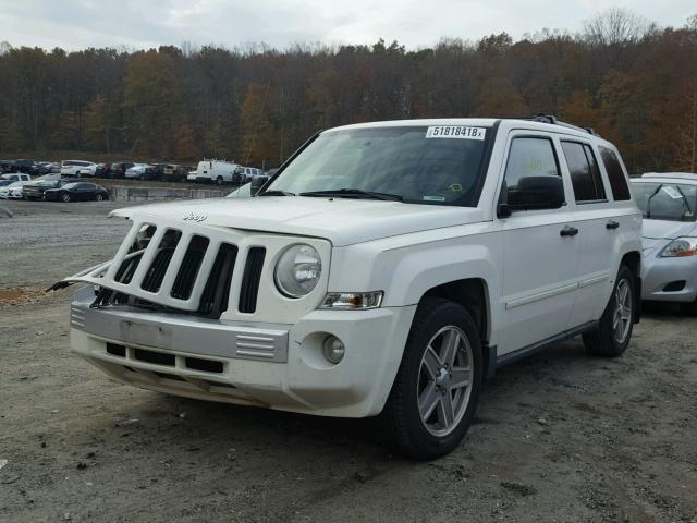 1J8FF48W67D377968 - 2007 JEEP PATRIOT LI WHITE photo 2