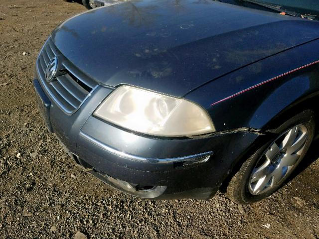 WVWRH63B12P133635 - 2002 VOLKSWAGEN PASSAT GLX BLUE photo 9