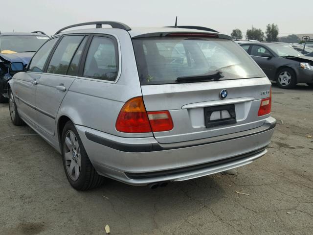 WBAAW33441ET43169 - 2001 BMW 325 IT SILVER photo 3