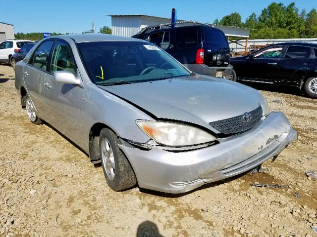 4T1BE32K92U032897 - 2002 TOYOTA CAMRY LE SILVER photo 1