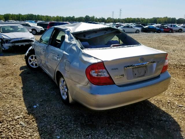 4T1BE32K92U032897 - 2002 TOYOTA CAMRY LE SILVER photo 3