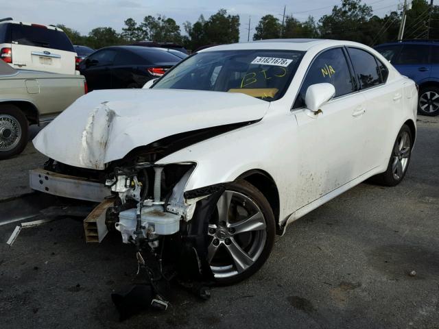 JTHBE5C20C5030996 - 2012 LEXUS IS 350 WHITE photo 2