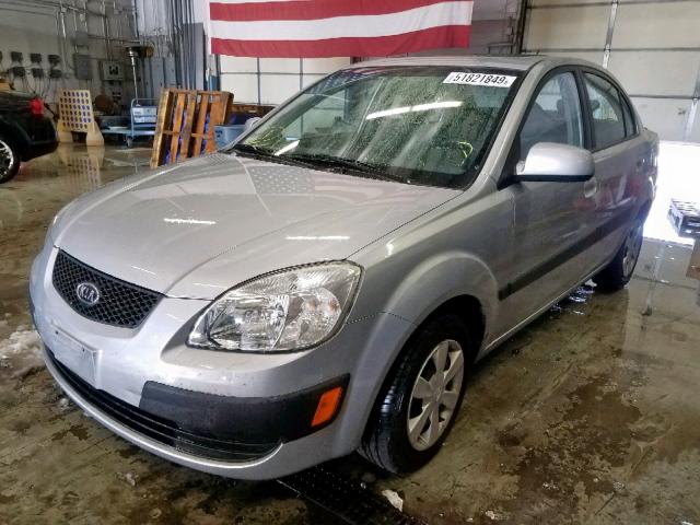 KNADE123966135366 - 2006 KIA RIO SILVER photo 2