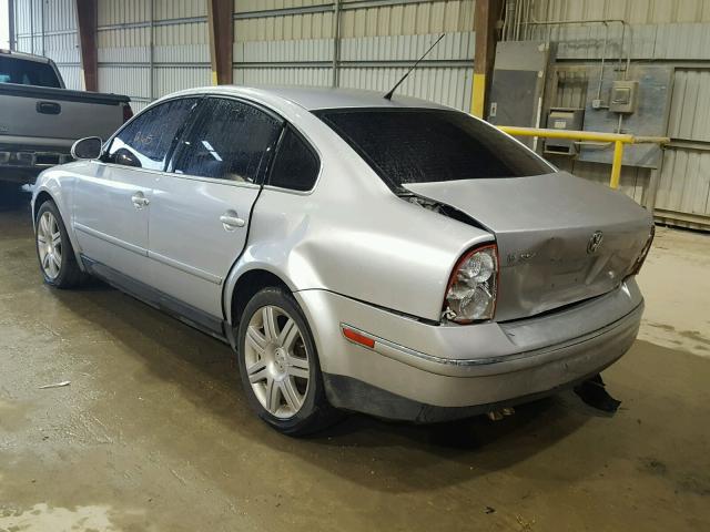 WVWAD63B65E052574 - 2005 VOLKSWAGEN PASSAT GLS SILVER photo 3