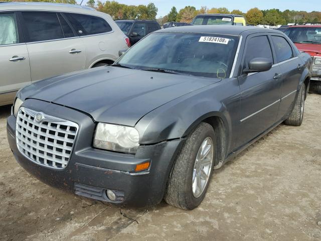 2C3KA53G16H405644 - 2006 CHRYSLER 300 TOURIN GRAY photo 2