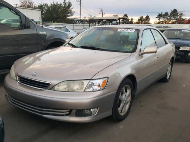 JT8BF28G715109143 - 2001 LEXUS ES 300 TAN photo 2