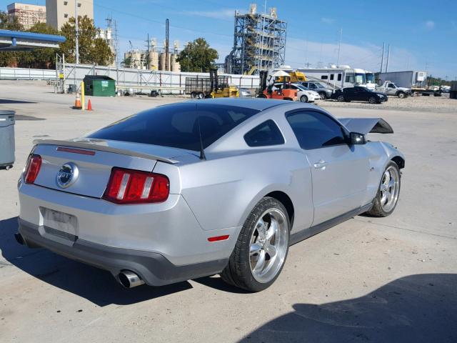 1ZVBP8CF1B5127720 - 2011 FORD MUSTANG GT SILVER photo 4