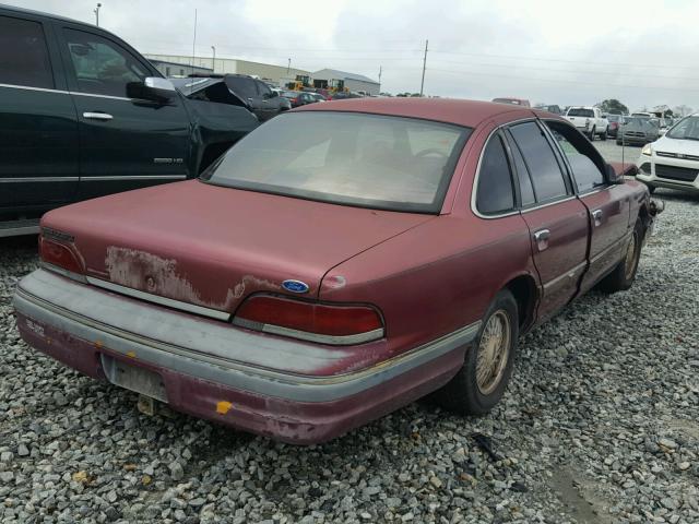 2FACP74W1NX152271 - 1992 FORD CROWN VICT MAROON photo 4