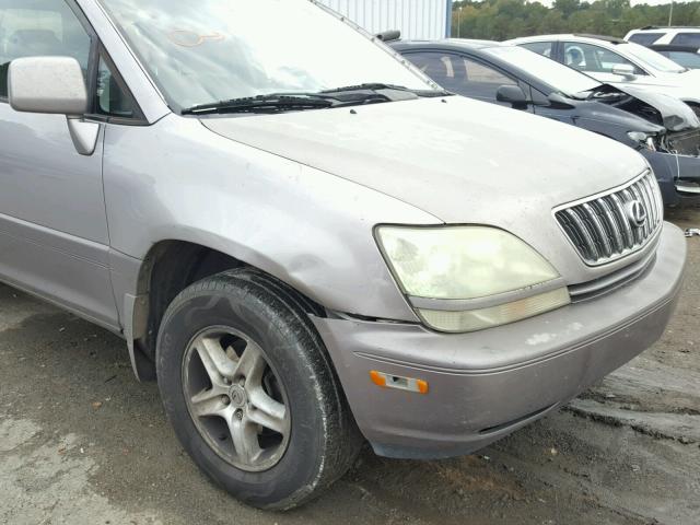 JTJGF10UX10083876 - 2001 LEXUS RX 300 SILVER photo 9