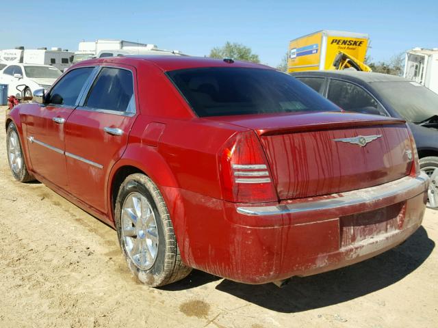 2C3KA63H56H429413 - 2006 CHRYSLER 300C RED photo 3