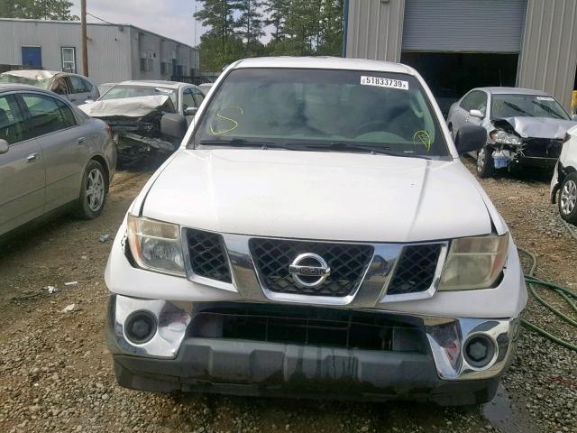 1N6AD09U68C400022 - 2008 NISSAN FRONTIER C WHITE photo 9