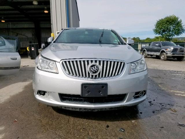 1G4GD5ED9BF302605 - 2011 BUICK LACROSSE C SILVER photo 9