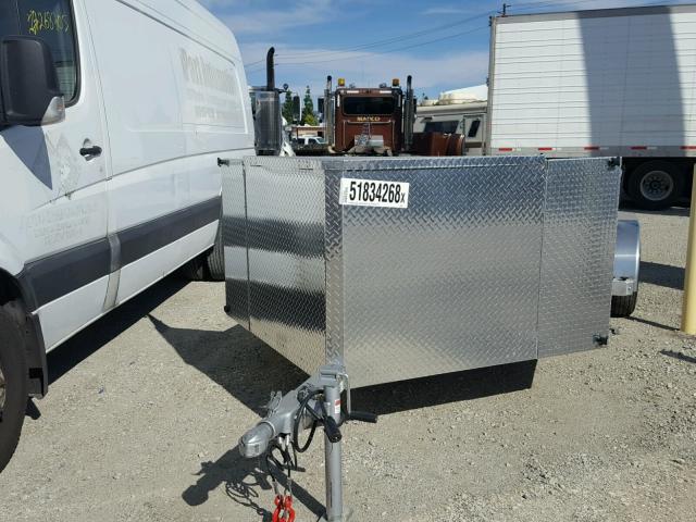 44L112529JG000035 - 2018 ASSEMBLY TRAILER SILVER photo 2