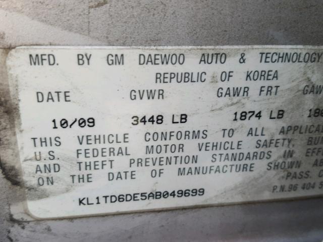 KL1TD6DE5AB049699 - 2010 CHEVROLET AVEO LS SILVER photo 10