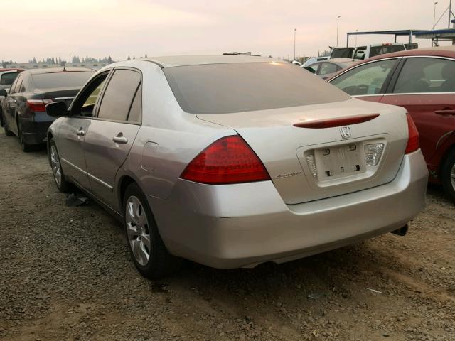 JHMCM561X6C001970 - 2006 HONDA ACCORD VAL SILVER photo 3