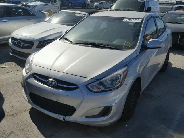 KMHCT4AEXGU952170 - 2016 HYUNDAI ACCENT SE SILVER photo 2