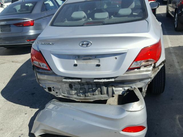 KMHCT4AEXGU952170 - 2016 HYUNDAI ACCENT SE SILVER photo 9