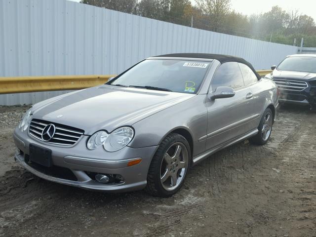 WDBTK75G45T036526 - 2005 MERCEDES-BENZ CLK 500 SILVER photo 2