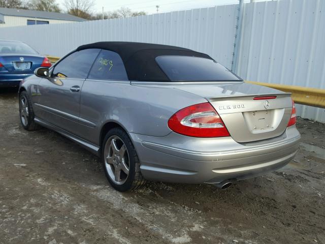 WDBTK75G45T036526 - 2005 MERCEDES-BENZ CLK 500 SILVER photo 3