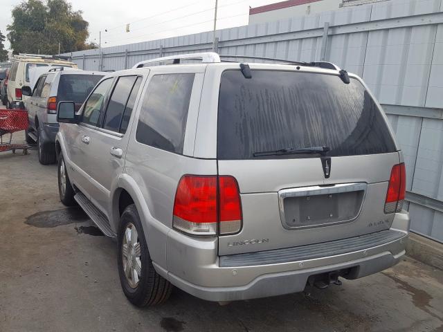 5LMEU78H23ZJ20307 - 2003 LINCOLN AVIATOR ვერცხლისფერი ფოტო 3