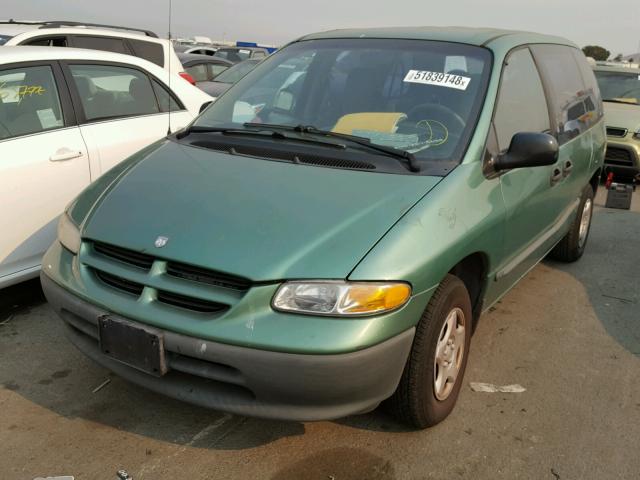 2B4GP25RXWR617592 - 1998 DODGE CARAVAN GREEN photo 2