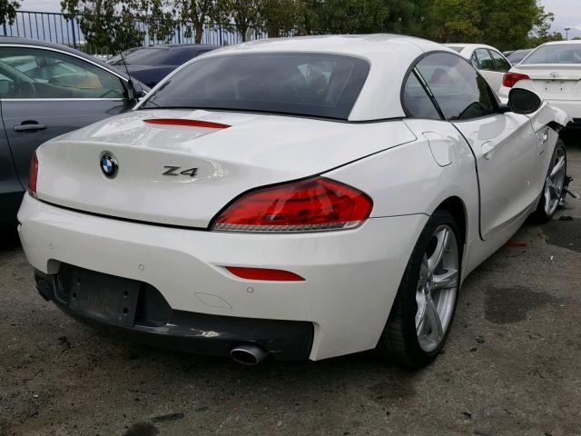 WBALM7C54EE386124 - 2014 BMW Z4 SDRIVE3 WHITE photo 4