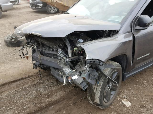 1C4NJCBAXGD811849 - 2016 JEEP COMPASS SP 棕色 照片 9