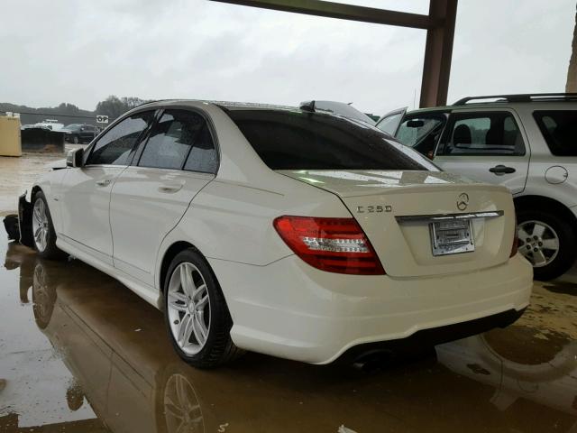 WDDGF4HB4CR231726 - 2012 MERCEDES-BENZ C 250 WHITE photo 3