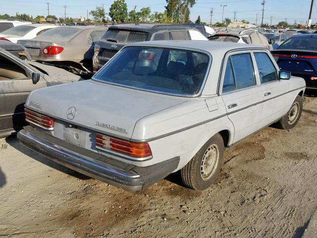 WDBAB33CXFA245122 - 1985 MERCEDES-BENZ 300 DT GRAY photo 4