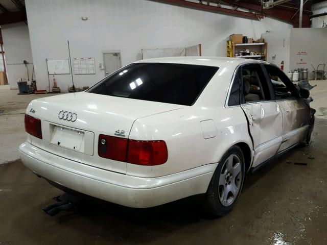 WAUBG74DXWN004527 - 1998 AUDI A8 QUATTRO WHITE photo 4