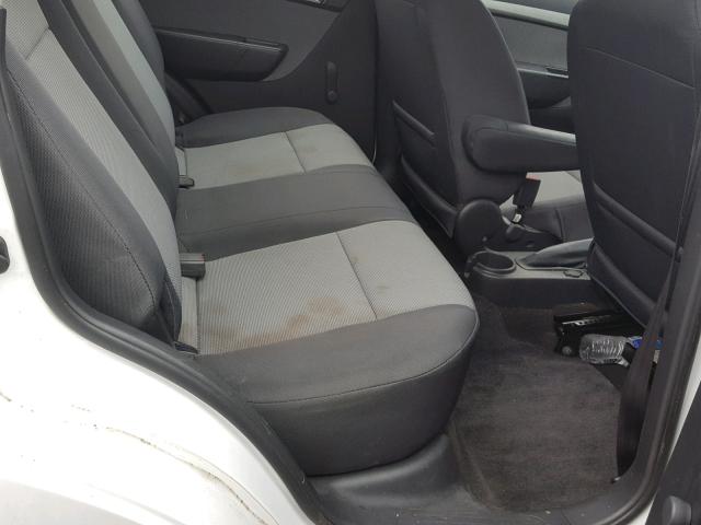 KL1TD6DE8BB229311 - 2011 CHEVROLET AVEO LS WHITE photo 6