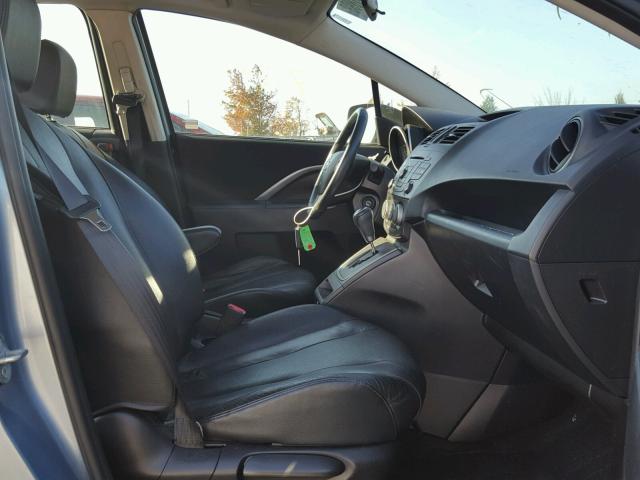 JM1CW2DL7D0150950 - 2013 MAZDA 5 SILVER photo 5