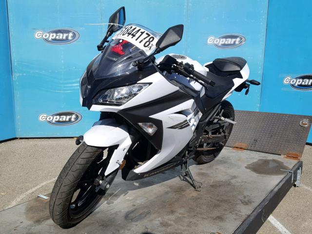 JKAEX8A16HDA31455 - 2017 KAWASAKI EX300 A WHITE photo 2