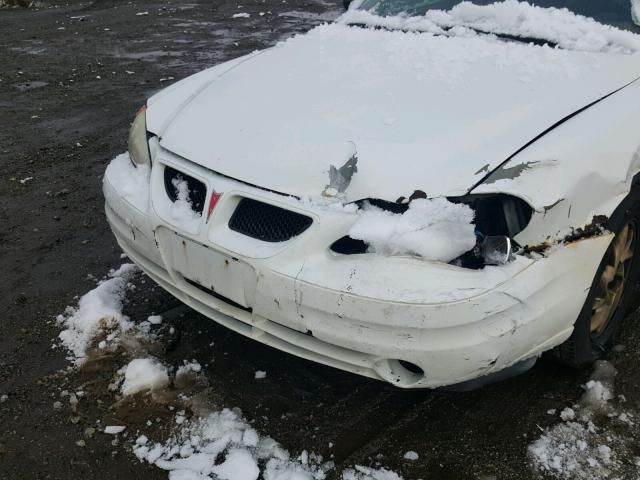 1G2NE52F14M522662 - 2004 PONTIAC GRAND AM S WHITE photo 9