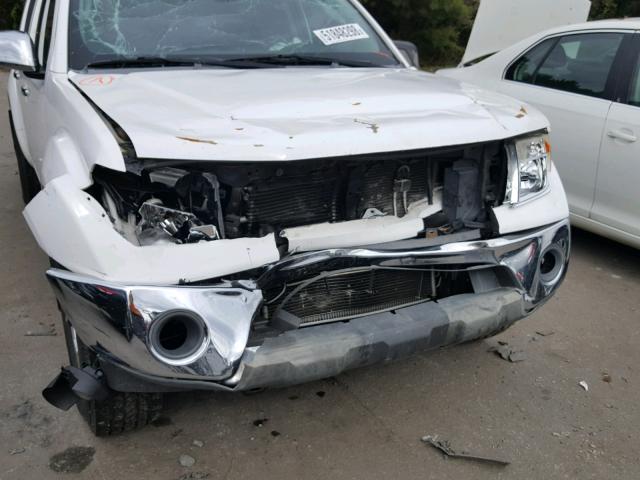 1N6AD07U67C465406 - 2007 NISSAN FRONTIER C WHITE photo 9