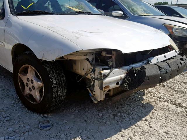 1G1JC12F457100631 - 2005 CHEVROLET CAVALIER WHITE photo 9