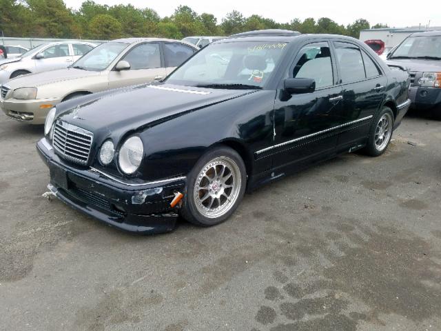 WDBJF65H9XA734935 - 1999 MERCEDES-BENZ E 320 BLACK photo 2