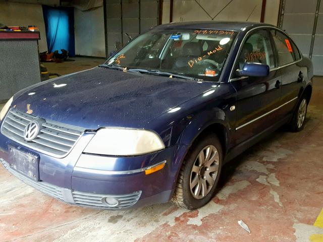 WVWPH63B21P203679 - 2001 VOLKSWAGEN PASSAT GLS BLUE photo 2