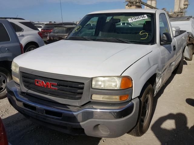 1GTEC14V34Z900501 - 2004 GMC NEW SIERRA WHITE photo 2