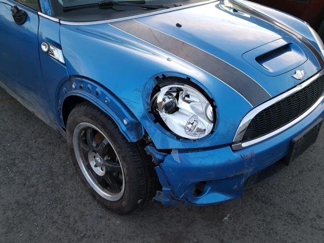 WMWMM33558TP70393 - 2008 MINI COOPER S C BLUE photo 9