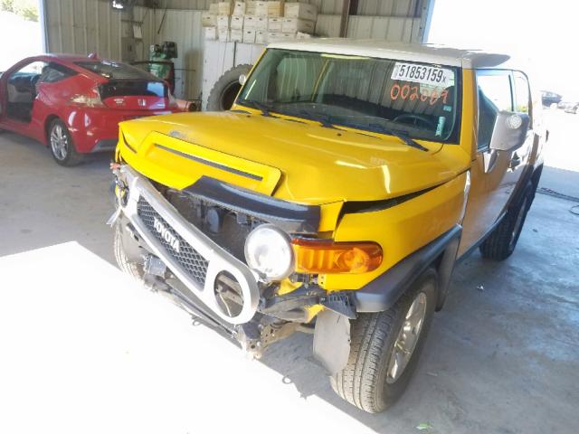 JTEZU11F68K002089 - 2008 TOYOTA FJ CRUISER YELLOW photo 2