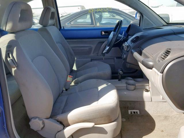 3VWBB61C0WM040760 - 1998 VOLKSWAGEN NEW BEETLE ლურჯი ფოტო 5