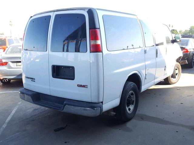 1GJHG35U351237815 - 2005 GMC SAVANA G35 WHITE photo 4