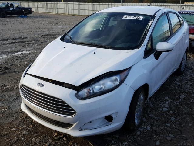 3FADP4AJ2HM165767 - 2017 FORD FIESTA S WHITE photo 2