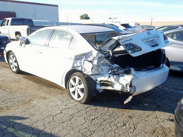 JTHBA30G055137596 - 2005 LEXUS ES 330 WHITE photo 3