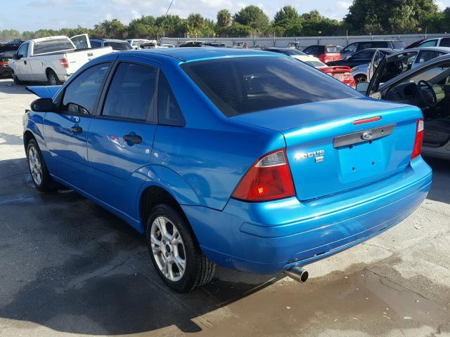 1FAFP34N37W291734 - 2007 FORD FOCUS ZX4 BLUE photo 3