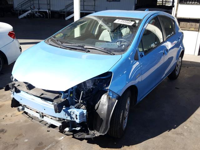 JTDKDTB35G1590626 - 2016 TOYOTA PRIUS C BLUE photo 2