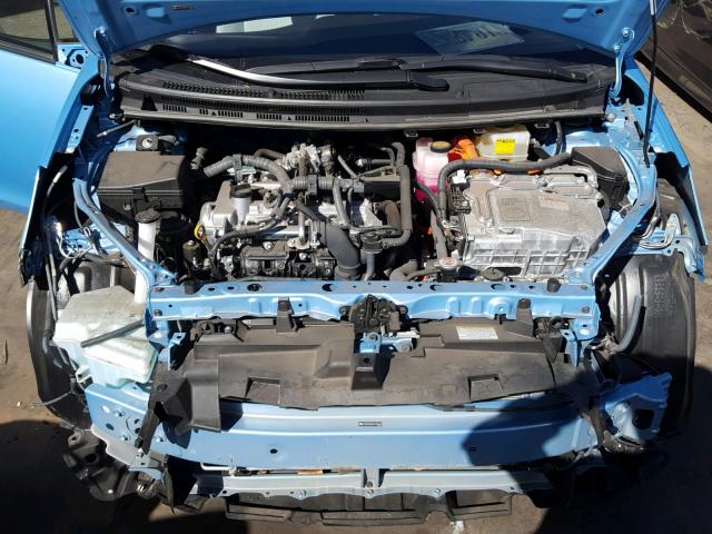 JTDKDTB35G1590626 - 2016 TOYOTA PRIUS C BLUE photo 7