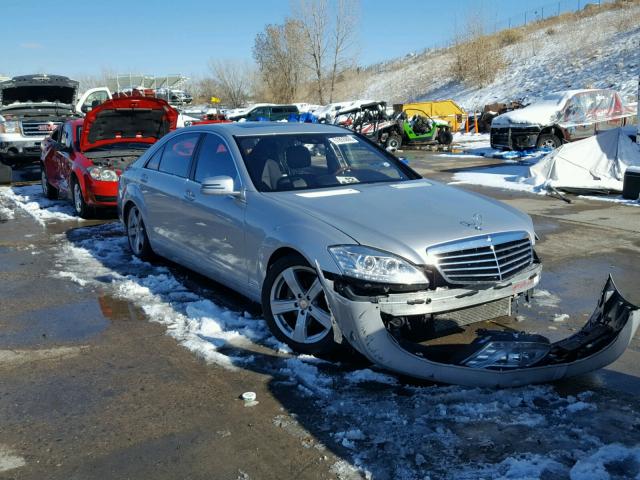 WDDNG7BB2AA312752 - 2010 MERCEDES-BENZ S 550 SILVER photo 1