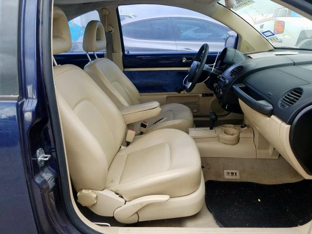3VWCD21C22M406686 - 2002 VOLKSWAGEN NEW BEETLE 蓝色 照片 5